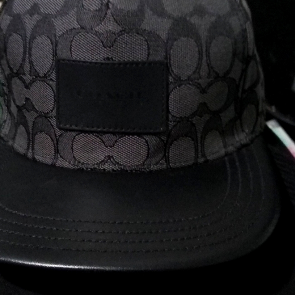 Coach hat snap back